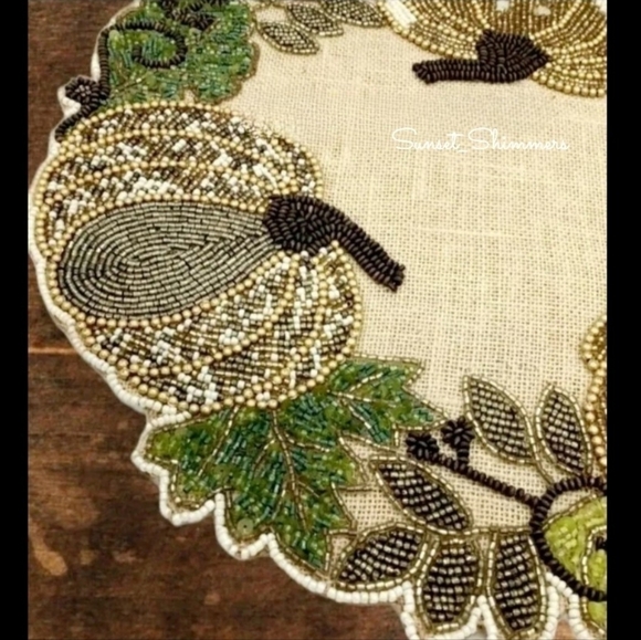 4 Nicole Miller Thanksgiving Beaded WHITE PUMPKIN Jute Placemat Chargers New - Picture 3 of 5